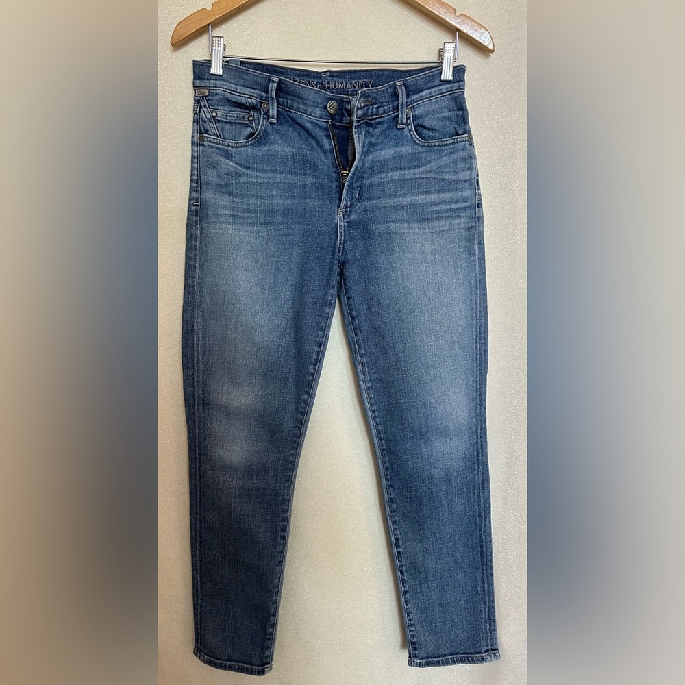 Citizens of Humanity Jeans in Fizzle blue size 28. Lightly worn